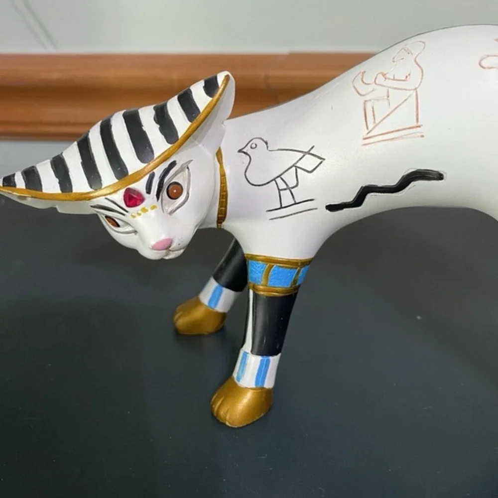 Egyptian Cat Figurine  Stone Vintage 9
